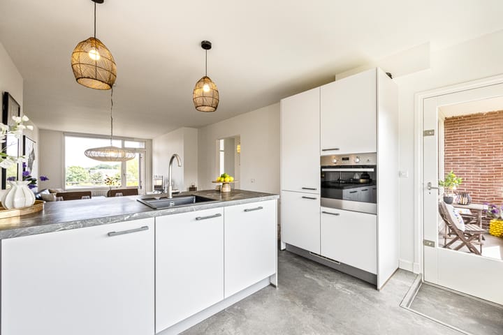 Photo 9 of Betje Wolfflaan 86