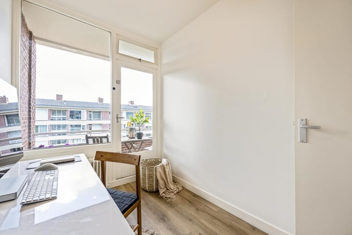 Photo 31 of Betje Wolfflaan 86