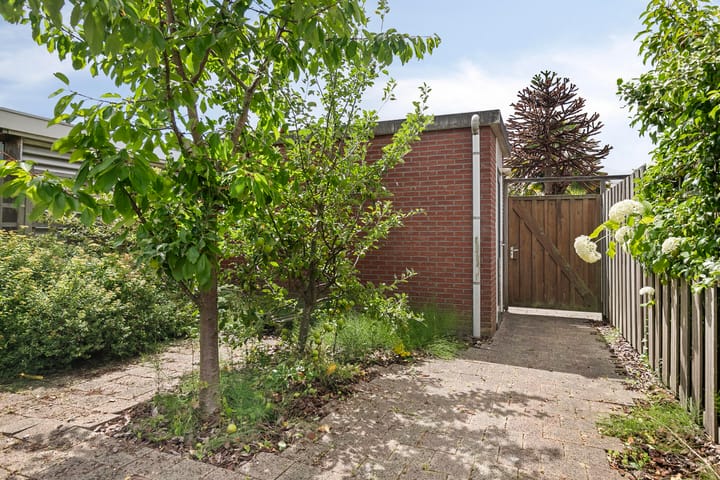 Foto 11 van Loosduinenstraat 73