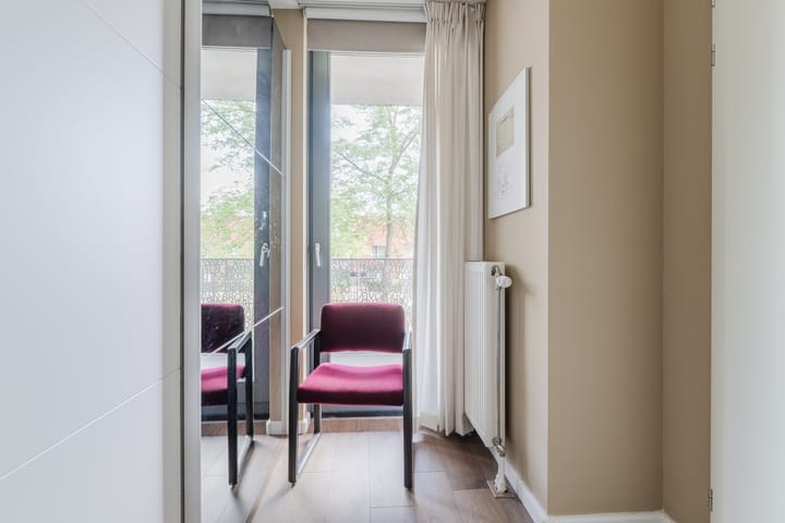 Photo 12 of Alleenhouderstraat 115-24