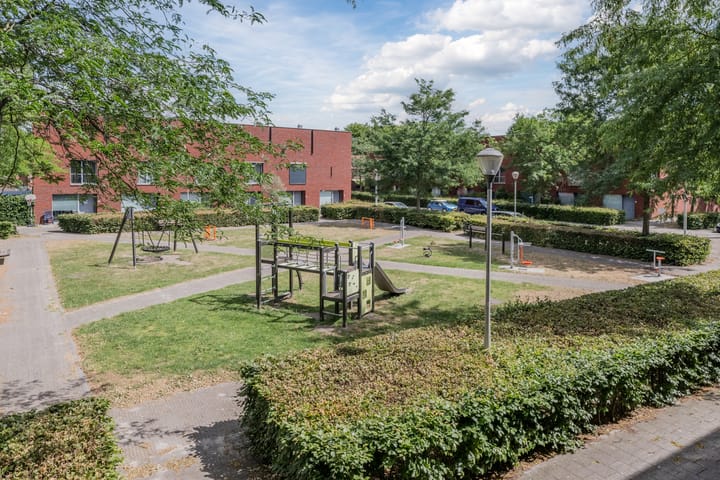 Photo 19 of Alleenhouderstraat 115-24