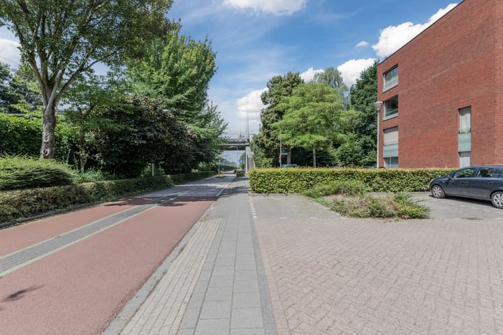 Photo 22 of Alleenhouderstraat 115-24