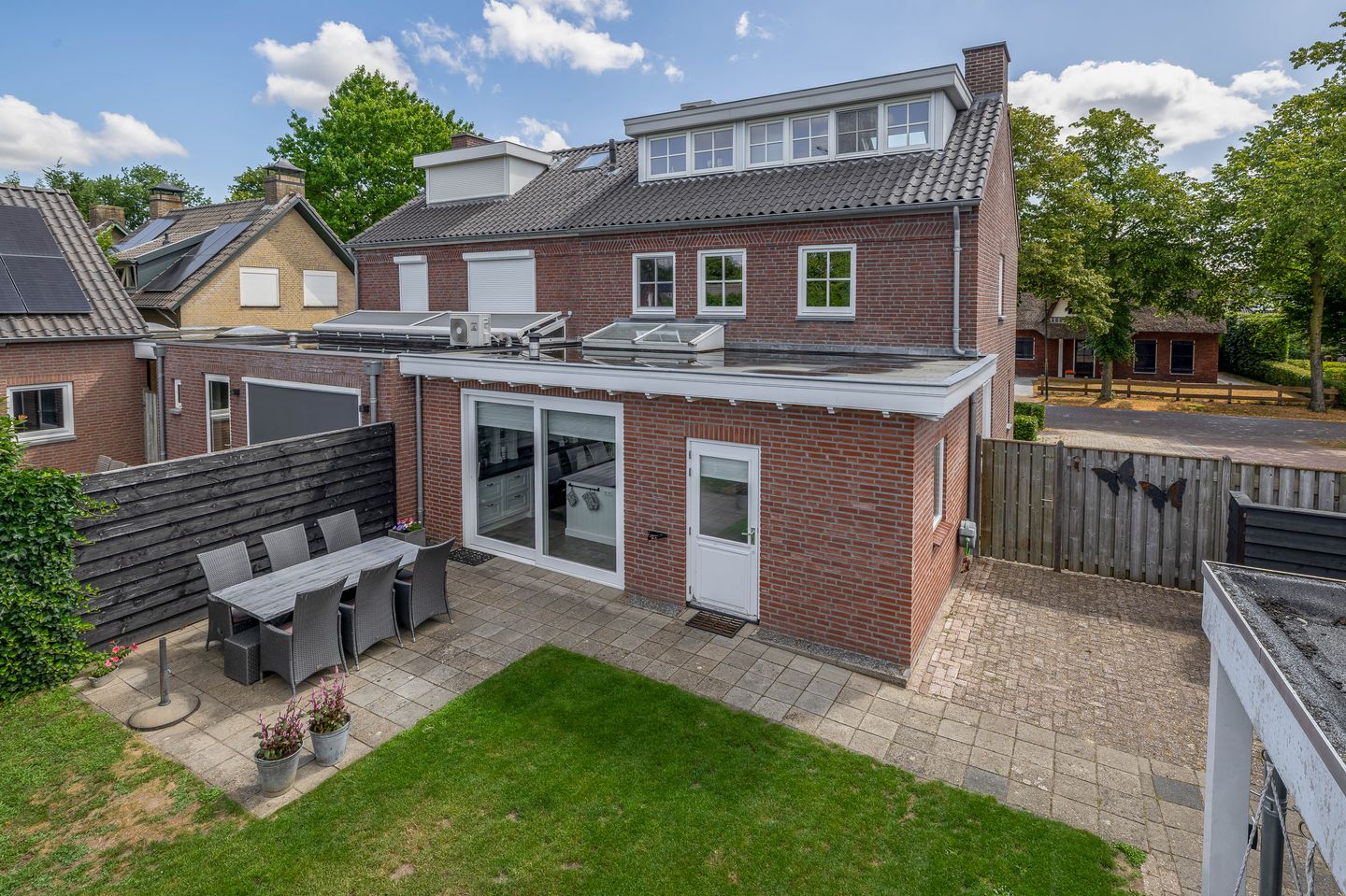 Zandvliet 5 main image