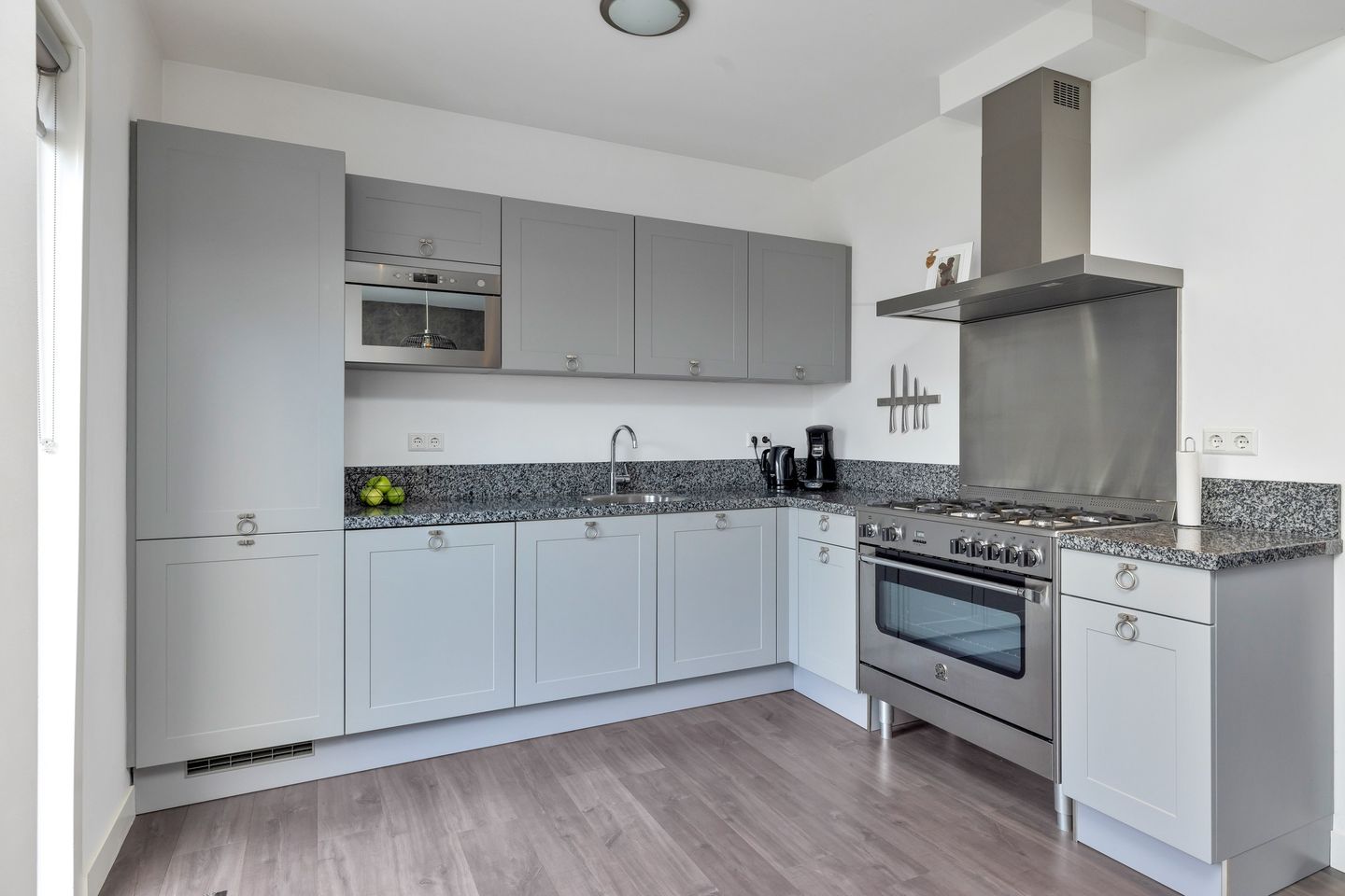 Foto 4 van Steurweg 94