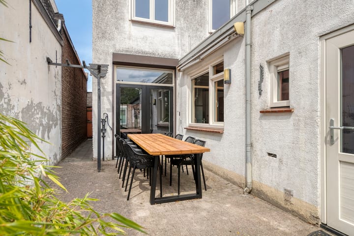 Foto 33 van Voorstraat 138