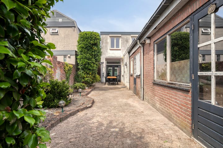 Foto 35 van Voorstraat 138