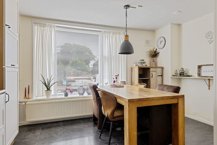 Photo 11 of Fonteinstrjitte 12