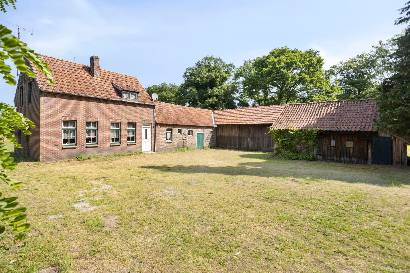View photo 5 of Stramproyergrensweg 60