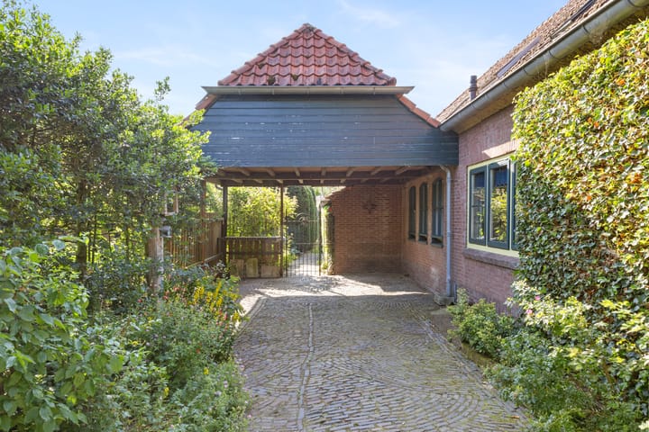 Foto 25 van Stadswal 61