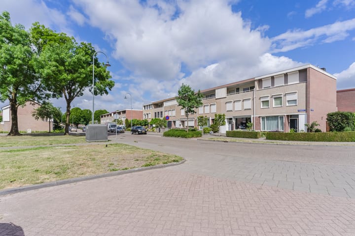 Foto 19 van Kortenaerstraat 35