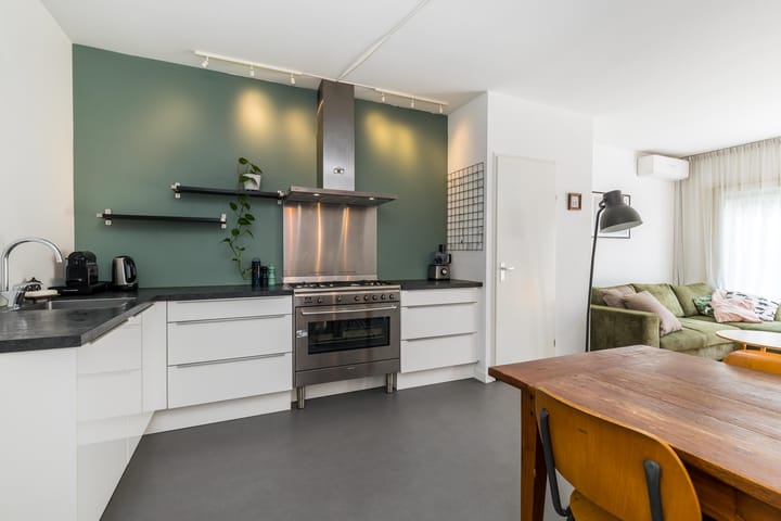 Foto 3 van Nieuwe Binnenweg 240-A01