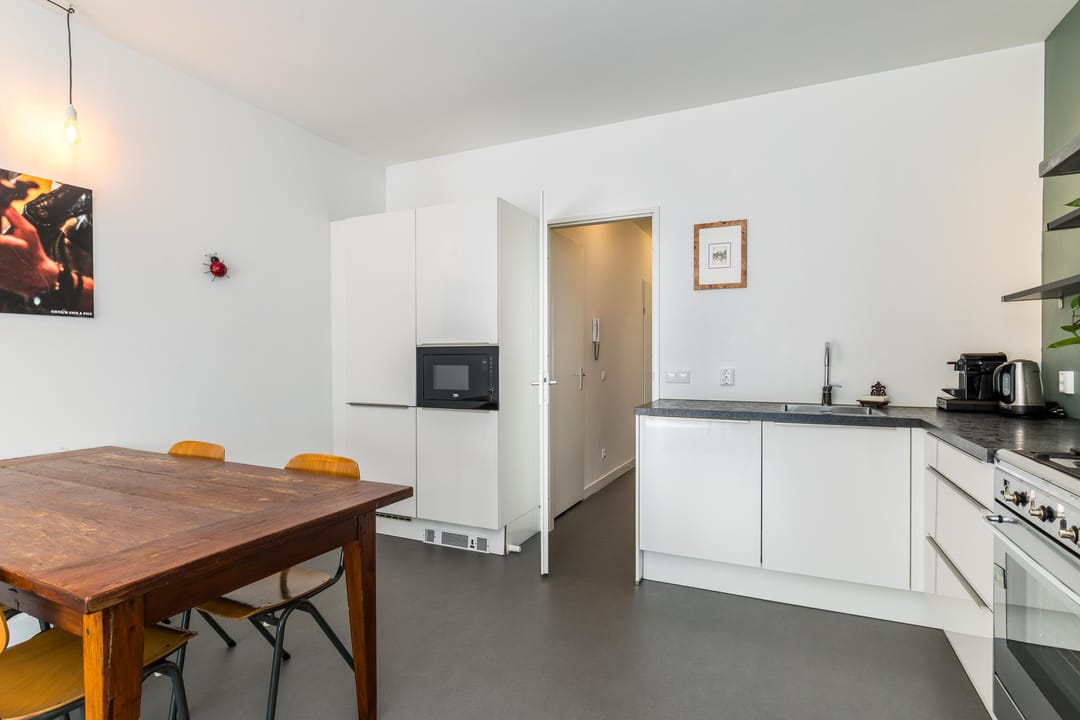 Photo 11 of Nieuwe Binnenweg 240-A01