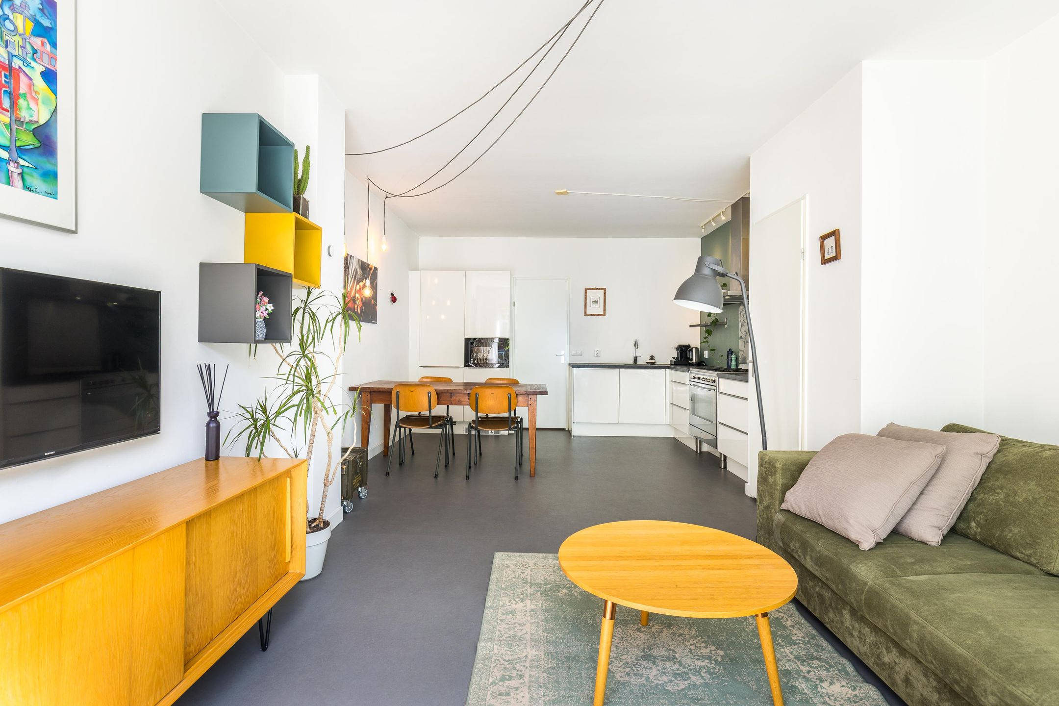 Photo 12 of Nieuwe Binnenweg 240-A01