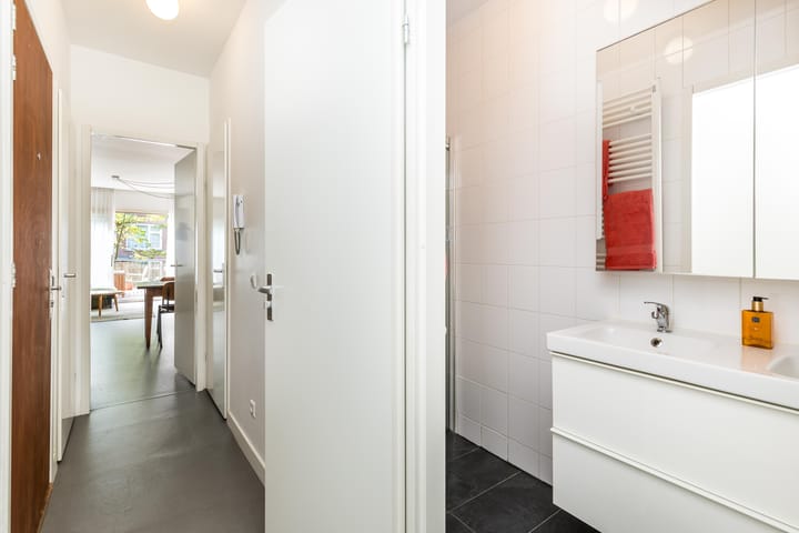 Foto 28 van Nieuwe Binnenweg 240-A01