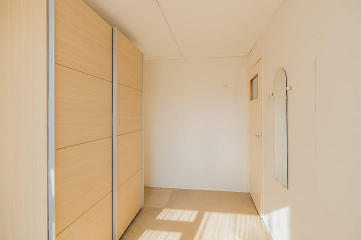 Photo 15 of Staringstraat 28