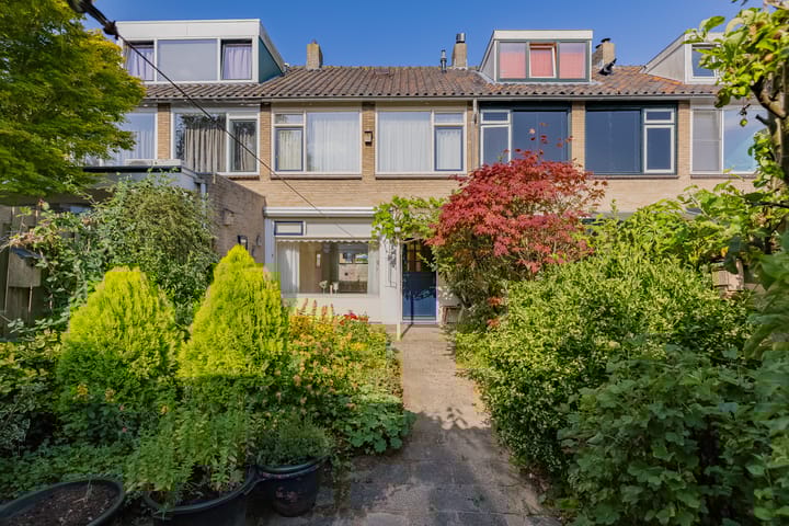 Photo 27 of Staringstraat 28