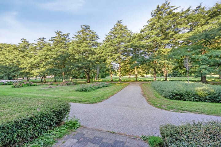 Foto 35 van Vroesenlaan 47-C