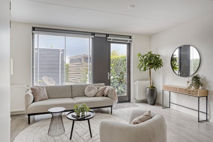 Foto 6 van Vuurvlinder 74