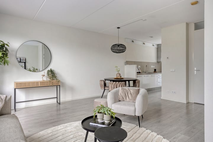 Foto 7 van Vuurvlinder 74