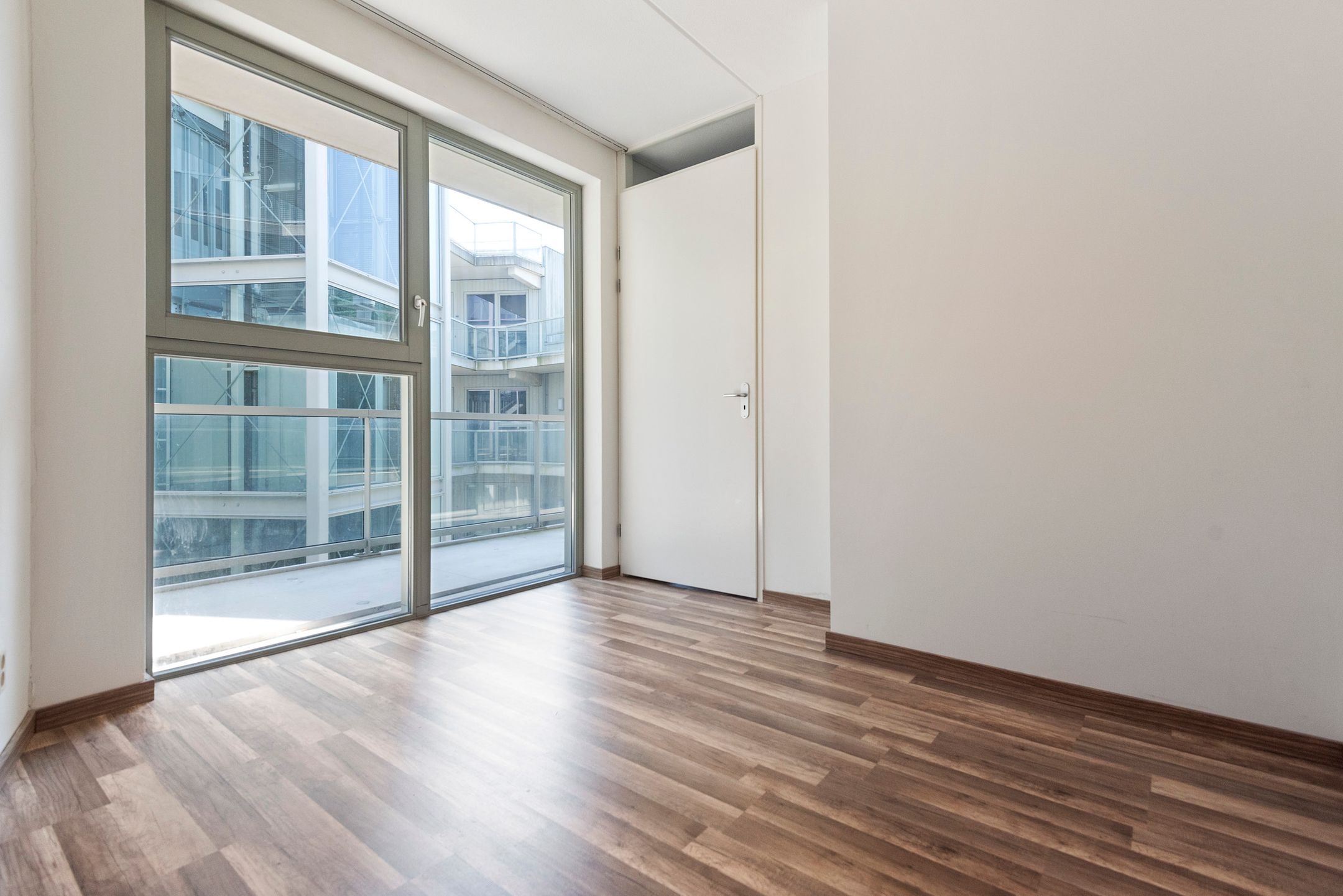 Photo 12 of Henri Dunantsingel 220