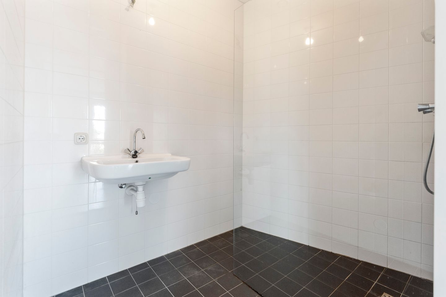 Photo 14 of Henri Dunantsingel 220