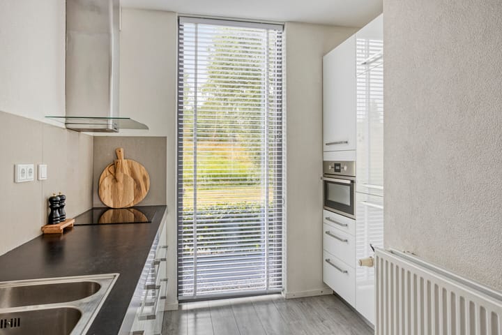 Foto 11 van Vuurvlinder 74