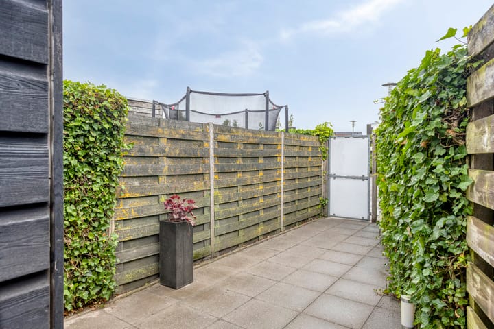 Foto 28 van Vuurvlinder 74