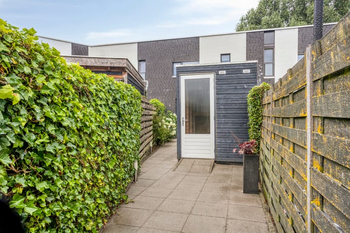 Foto 30 van Vuurvlinder 74