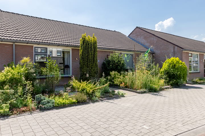 Foto 28 van Tramstraat 15