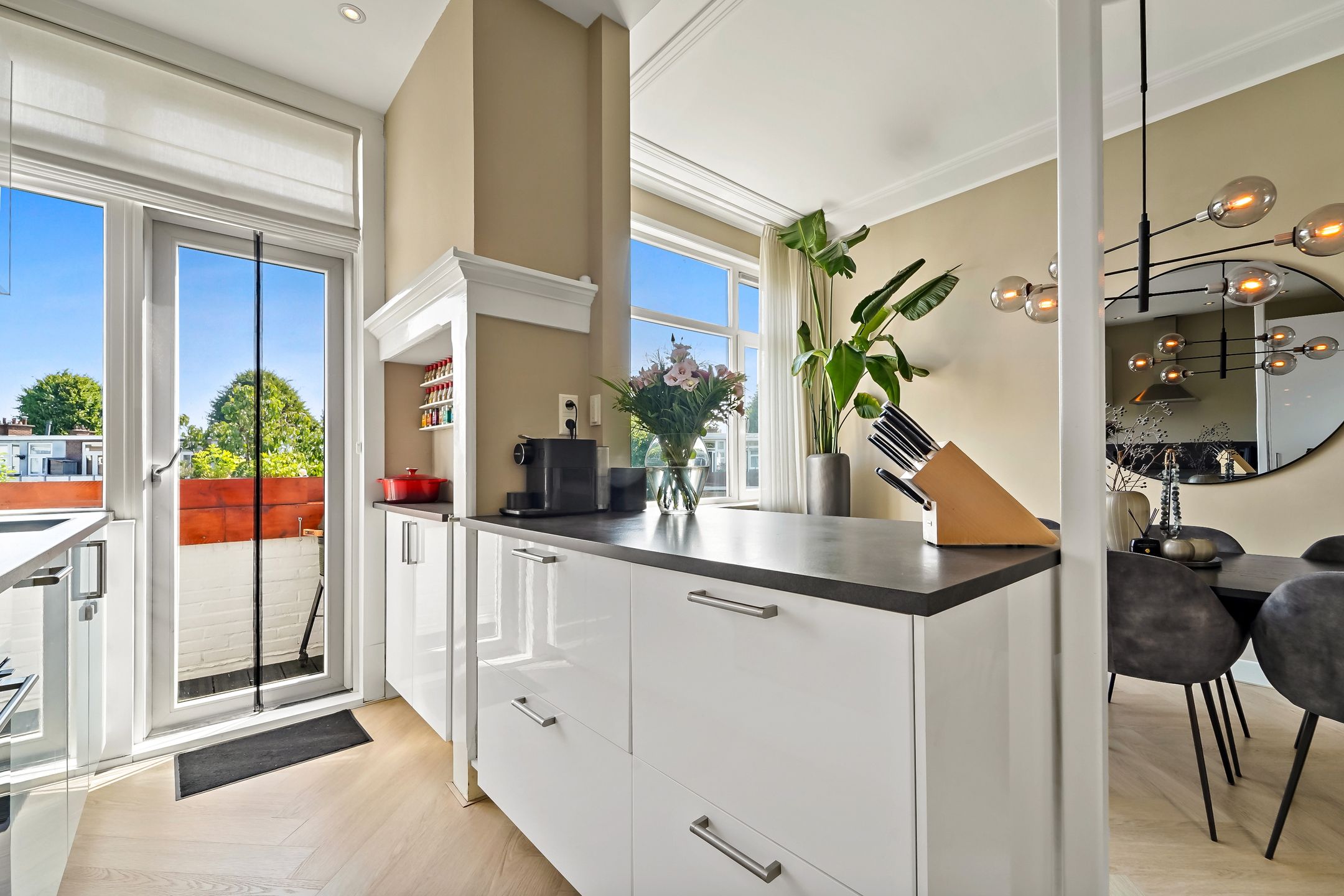 Foto 15 van van Egmondestraat 44