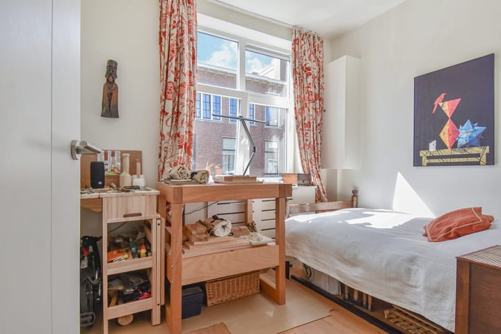 Foto 13 van Esdoornstraat 41