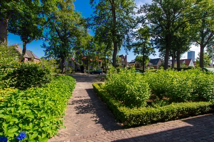 Photo 8 of Bredaseweg 408