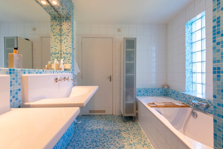 Photo 30 of Bredaseweg 408