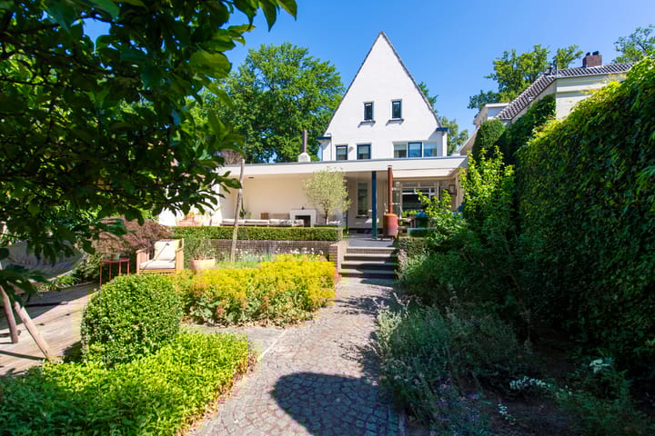 Photo 47 of Bredaseweg 408