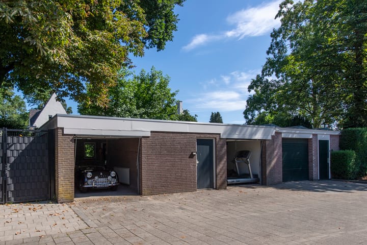 Photo 57 of Bredaseweg 408