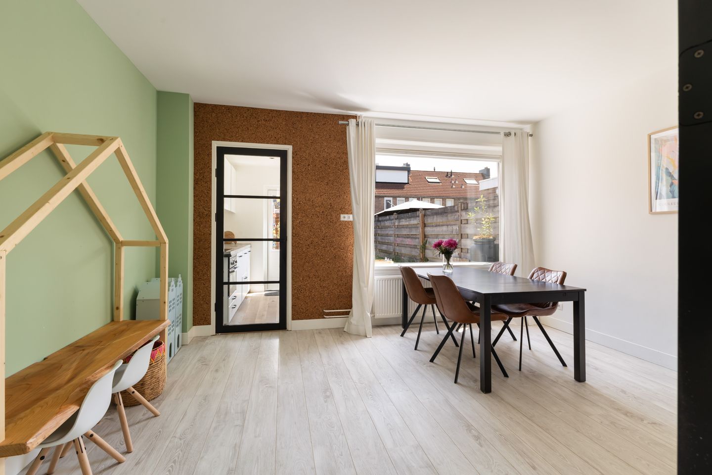 Foto 19 van Maria van Henegouwenstraat 10