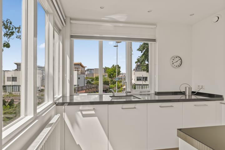 Photo 23 of Aziëring 14