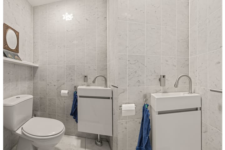 Photo 41 of Aziëring 14