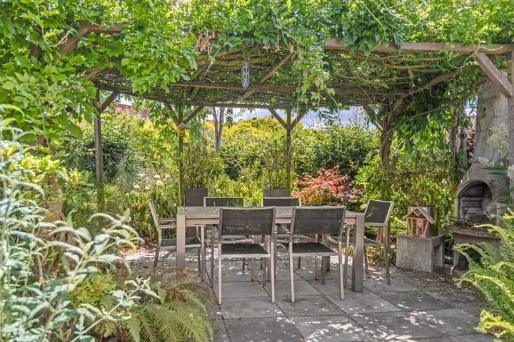 Photo 52 of Aziëring 14