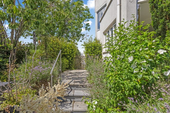 Photo 58 of Aziëring 14