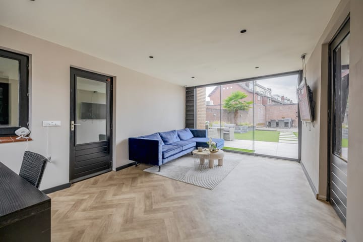 Foto 16 van Marktstraat 64