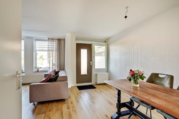 Foto 15 van Schutstraat 103