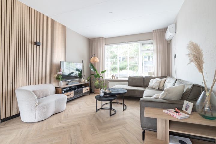 Photo 8 of Hortensiastraat 20