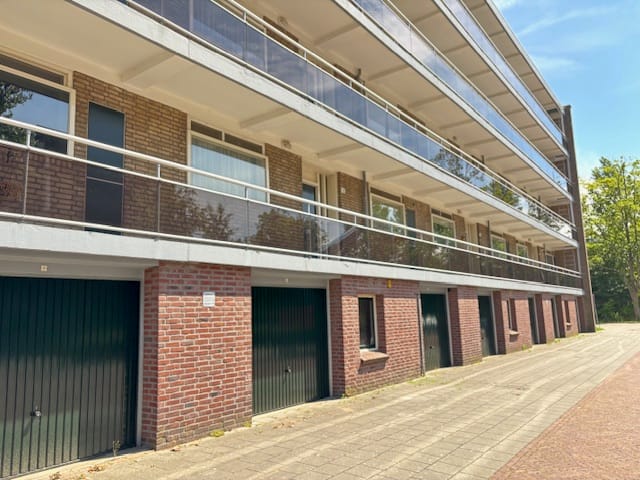 Foto 3 van Amberlaan 80-06