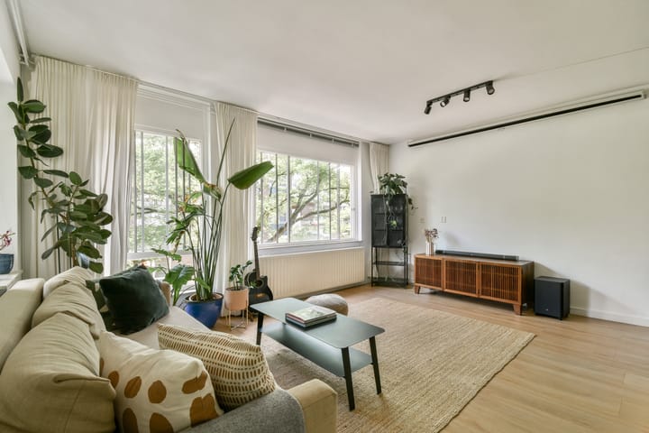 Foto 2 van Van Beuningenstraat 28-C