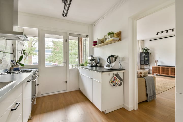 Foto 6 van Van Beuningenstraat 28-C