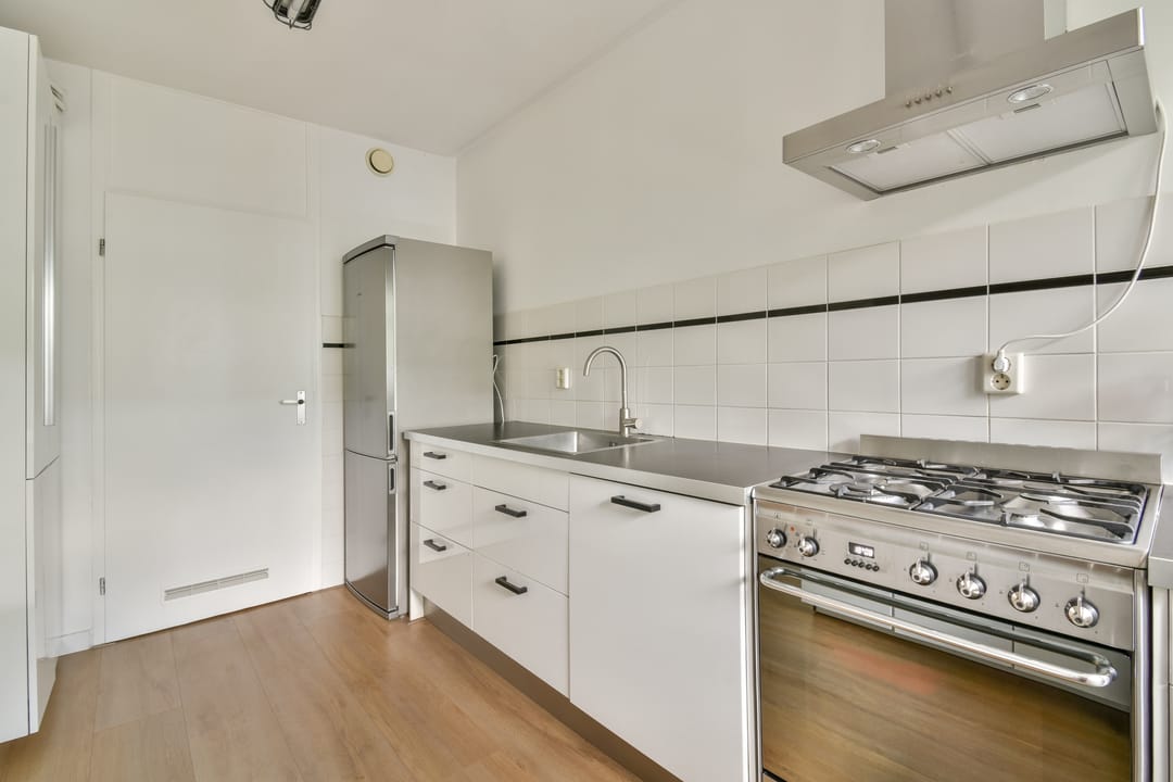 Photo 7 of Van Beuningenstraat 28-C