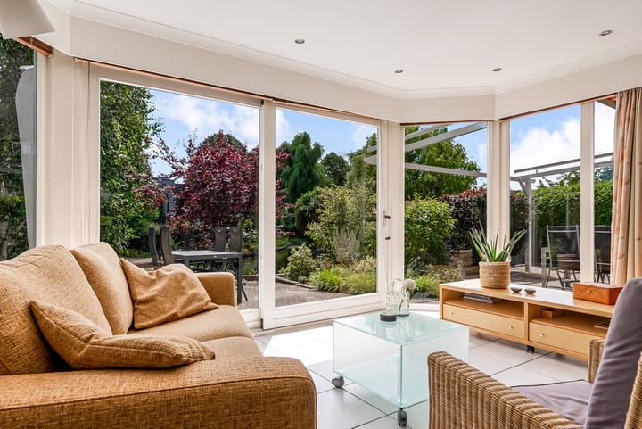 Foto 2 van Simone Signoretstraat 43