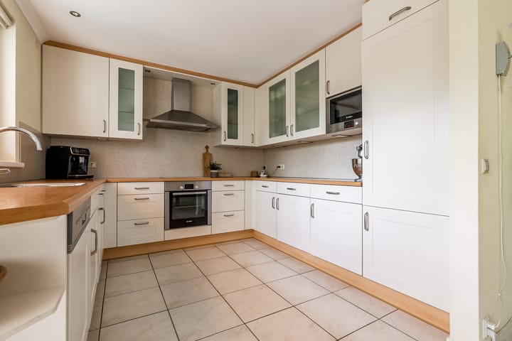 Foto 13 van Simone Signoretstraat 43