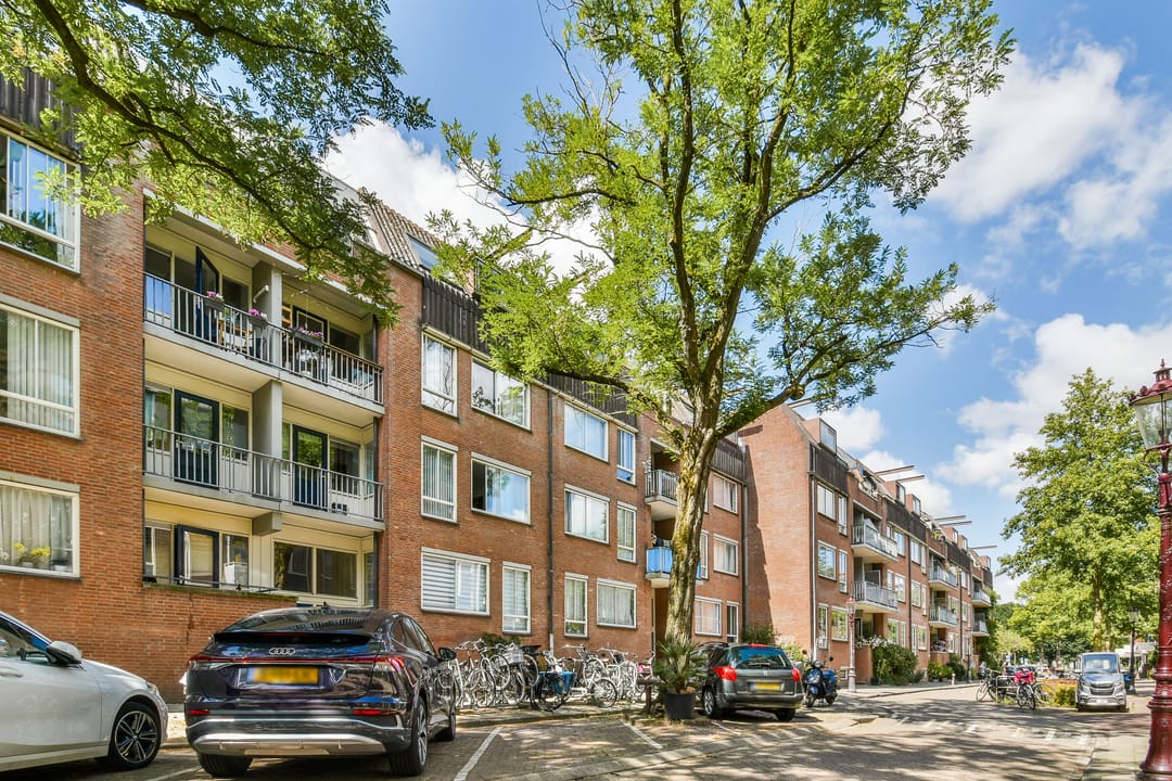 Photo 26 of Van Beuningenstraat 28-C